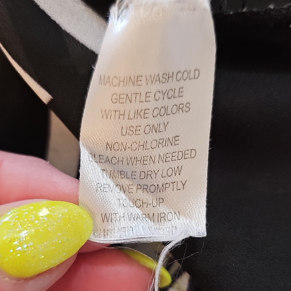 Top - Picture 15 of 16